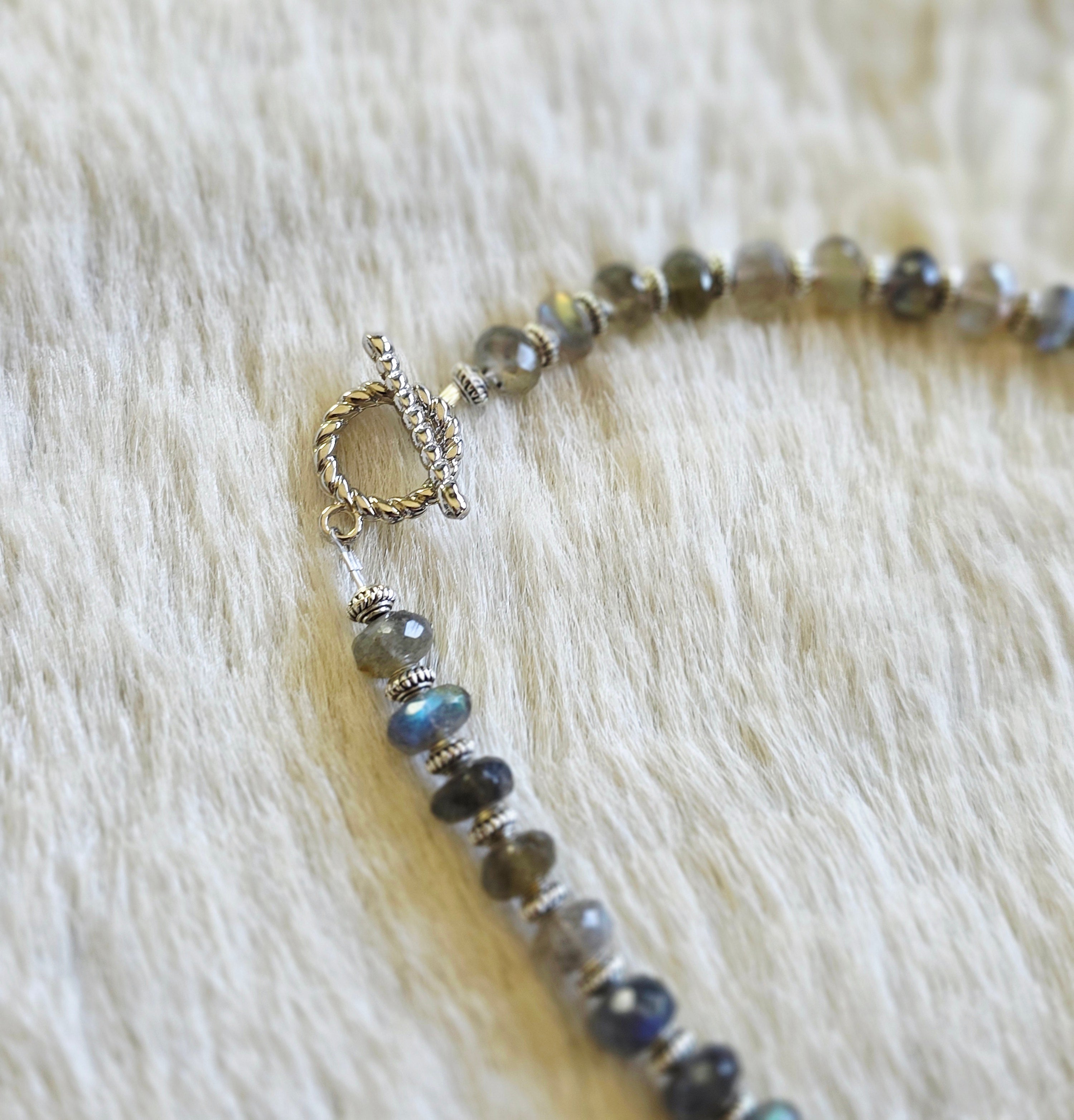 The Aura Necklace