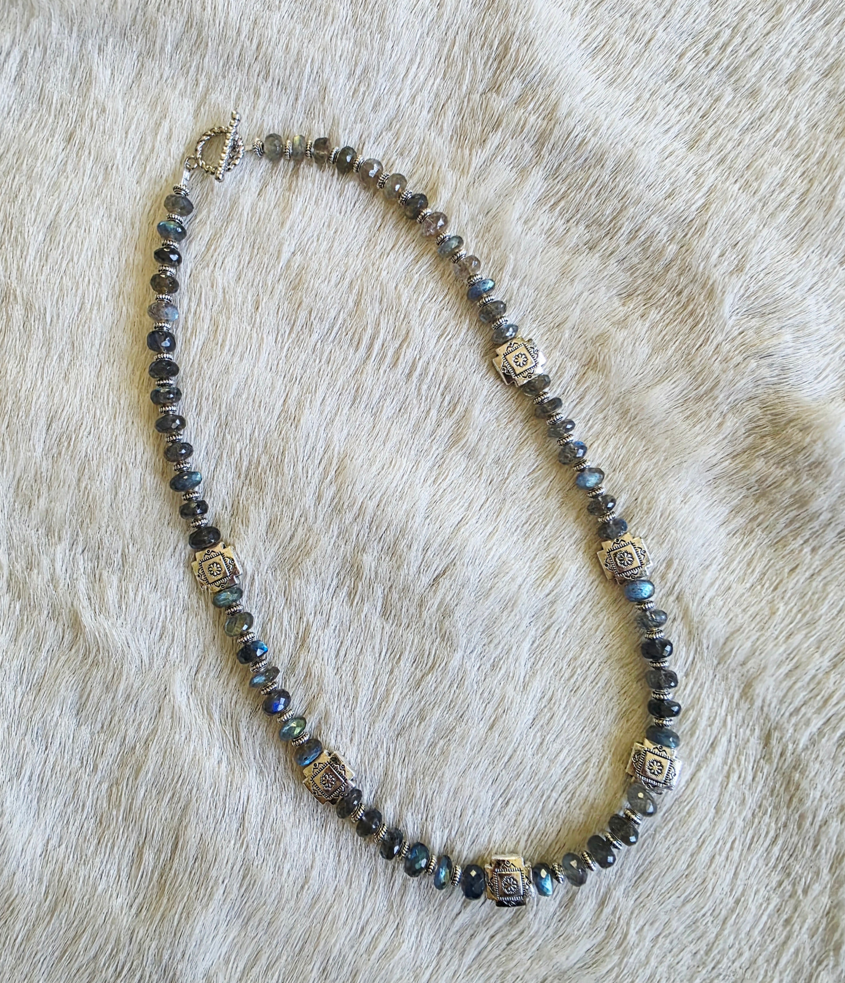 The Aura Necklace