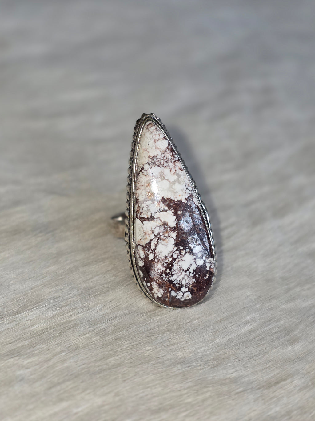 Sterling Howlite Ring