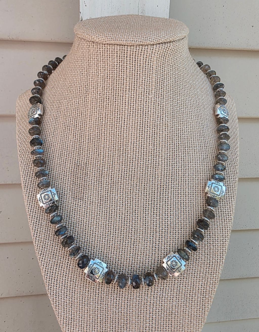 The Aura Necklace